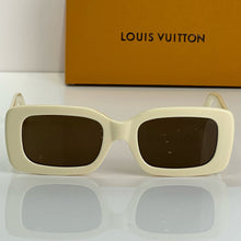 Load image into Gallery viewer, LOUIS VUITTON  Sunglasses
