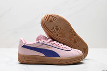 Load image into Gallery viewer, PUMA Club Klassika Suede
