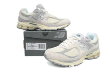 Load image into Gallery viewer, New Balance 2002R &#39;Linen&#39;
