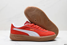 Load image into Gallery viewer, PUMA Club Klassika Suede
