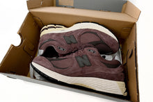 Load image into Gallery viewer, New Balance 2002R Sea Black Brown
