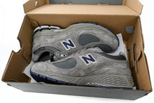 Load image into Gallery viewer, New Balance 2002R Brownish Grey
