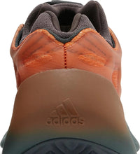 Load image into Gallery viewer, Yeezy 700 V3 &#39;Copper Fade&#39;
