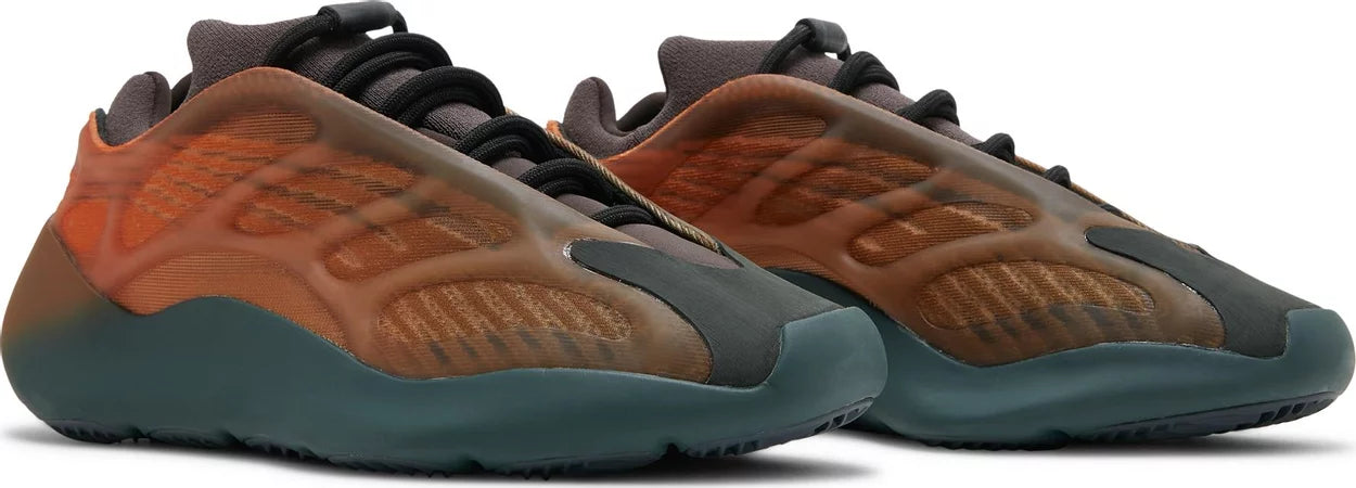 Yeezy 700 V3 'Copper Fade' – khatwaah