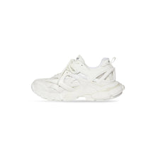 Load image into Gallery viewer, TRACK.2 SNEAKER IN WHITE
